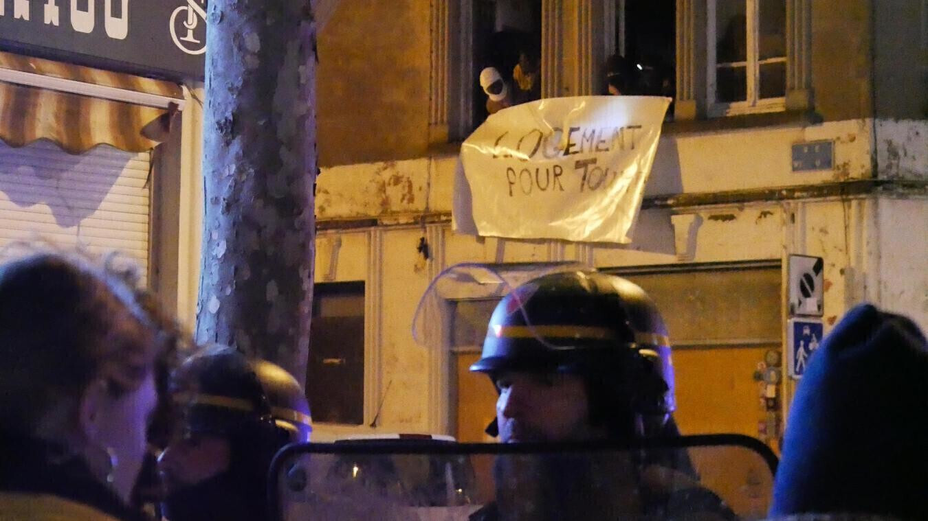 Émeutes à Brest : la mairie du quartier de l'Europe fermée jusqu'à nouvel  ordre